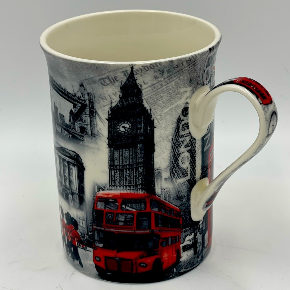 The Leonardo Collection-Fine China Designed in England London Landmarks Cup/Mug